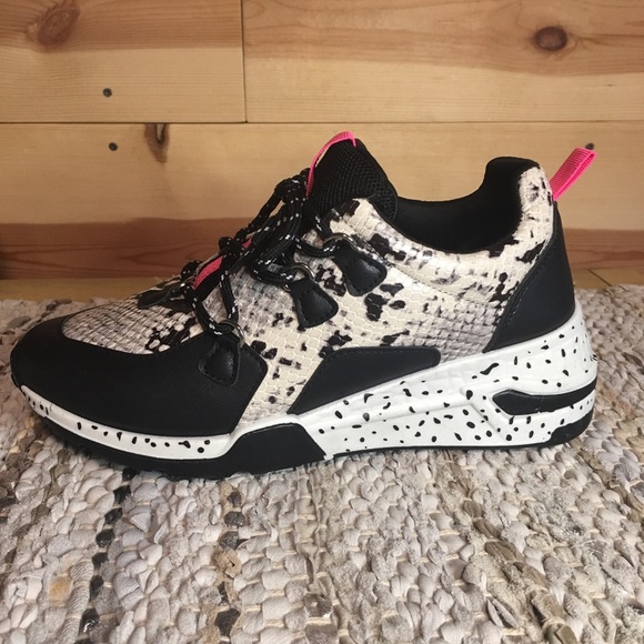 Steve Madden sneakers - Picture 6 of 8